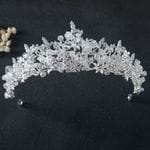 Корона ручной работы с кристаллами Swarovski арт.AR0860