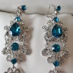 Серьги-люстры с голубыми кристаллами